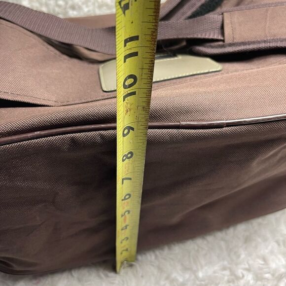 Oleg Cassini Brown Weekender Overnight Travel Duffel Carry-On Bag. - Picture 13 of 14